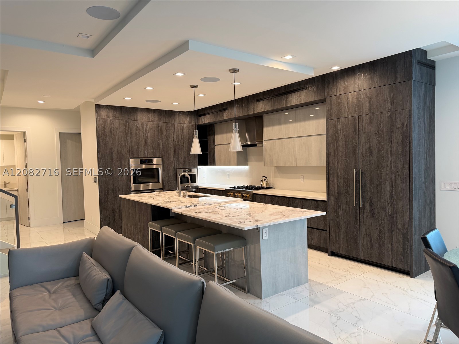 106 NE 16th Ter #106, Fort Lauderdale FL 33301