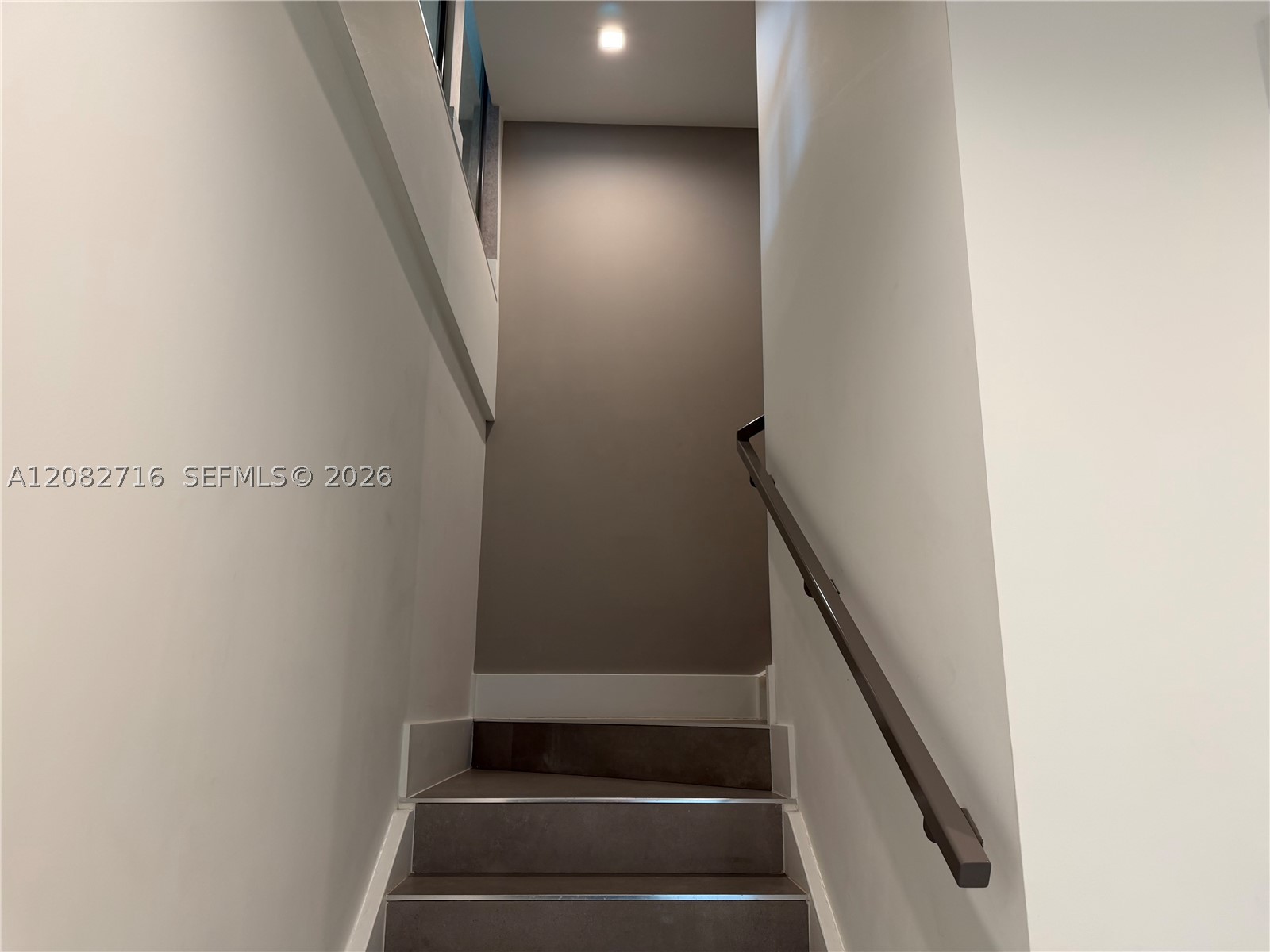 106 NE 16th Ter #106, Fort Lauderdale FL 33301
