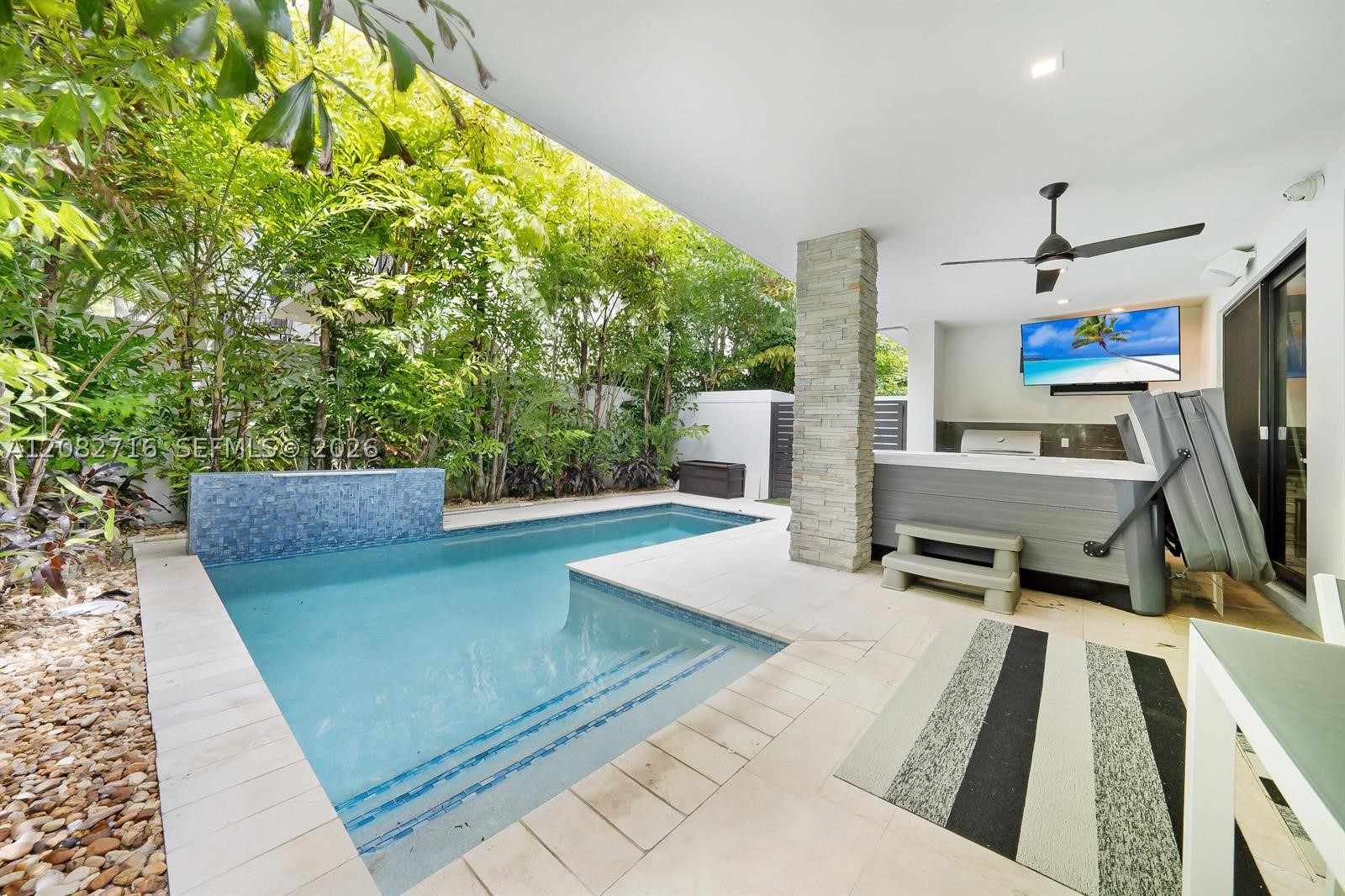 106 NE 16th Ter #106, Fort Lauderdale FL 33301