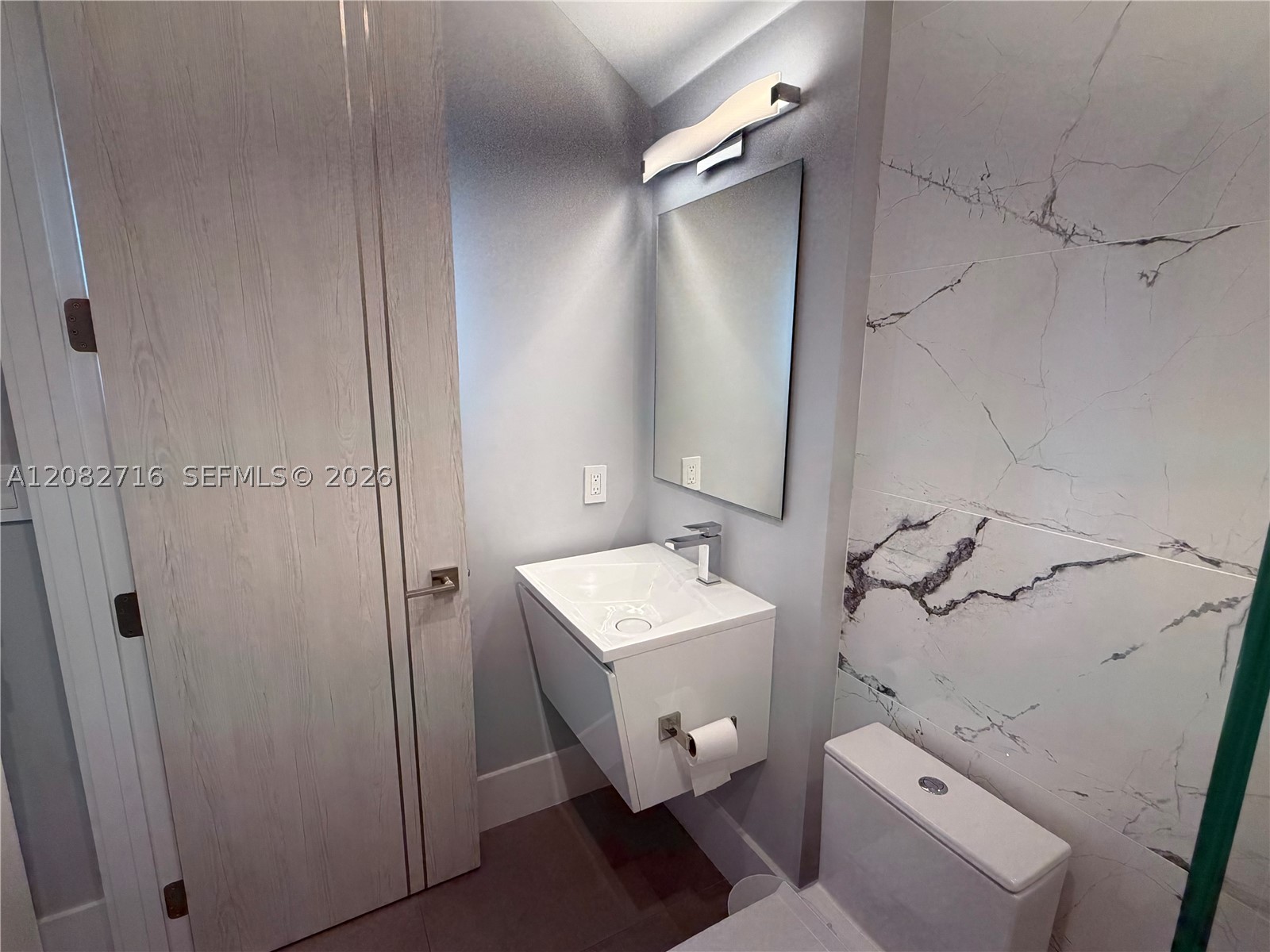 106 NE 16th Ter #106, Fort Lauderdale FL 33301