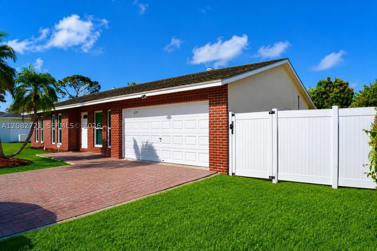 177 Dove Cir, Royal Palm Beach FL 33411