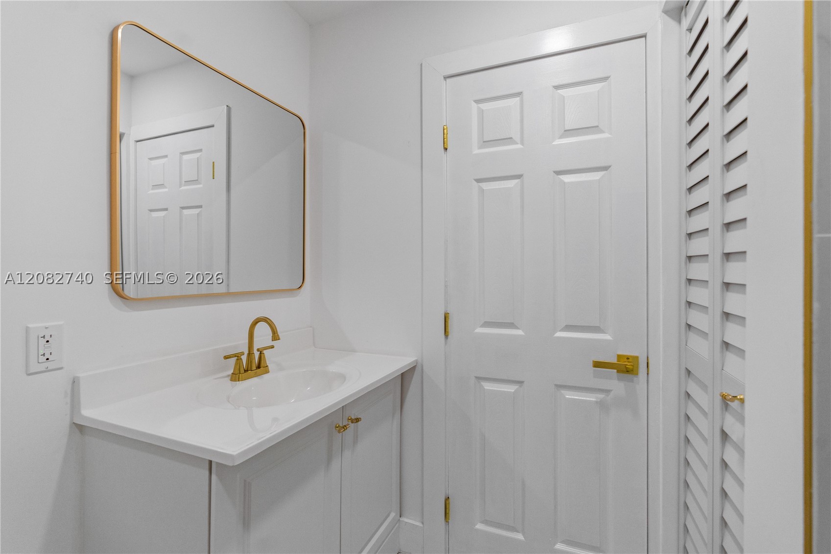 1274 NW 55th Ter, Miami FL 33142