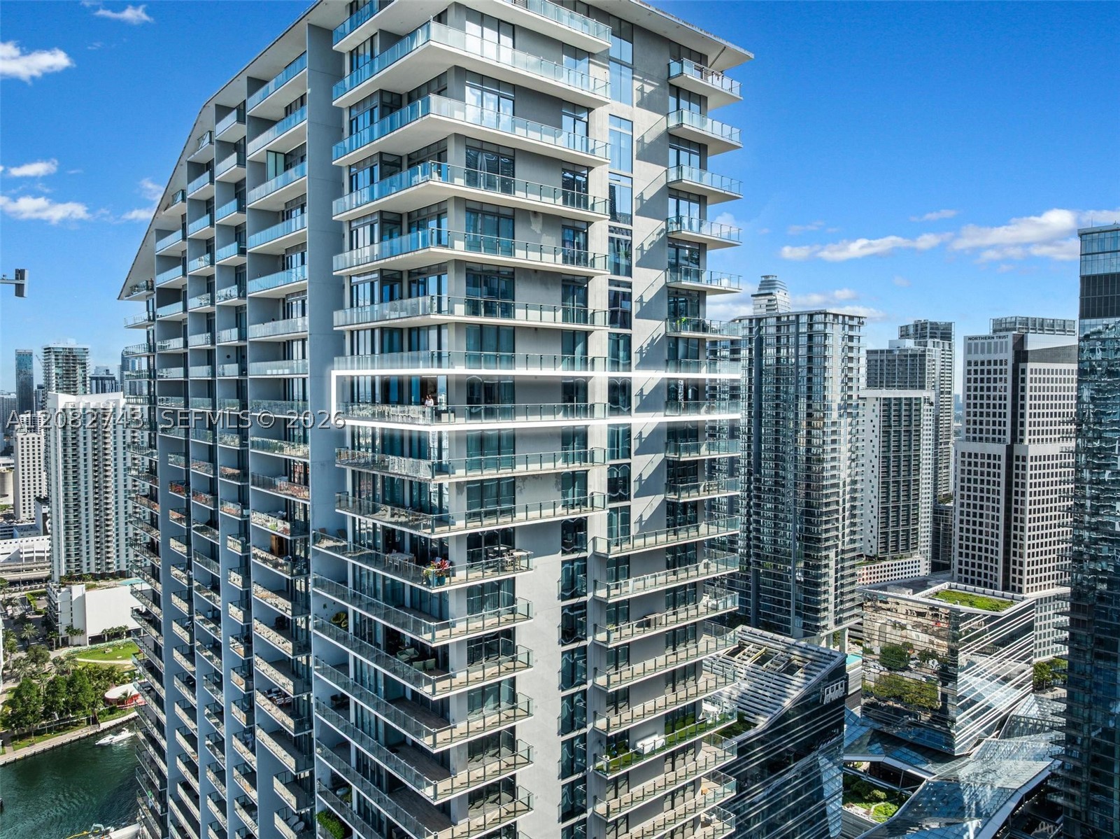 88 SW 7th St #3801, Miami FL 33130