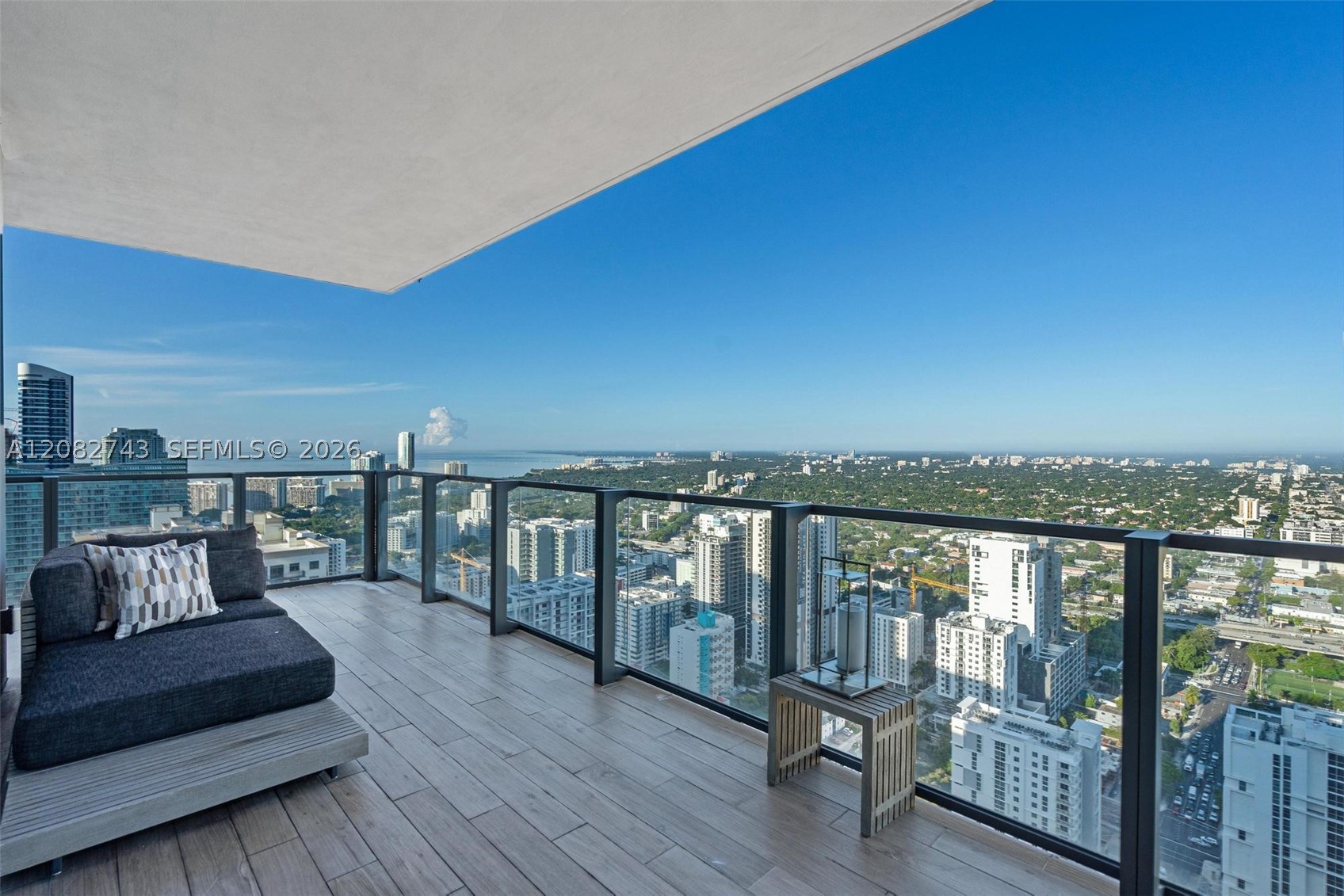 88 SW 7th St #3801, Miami FL 33130