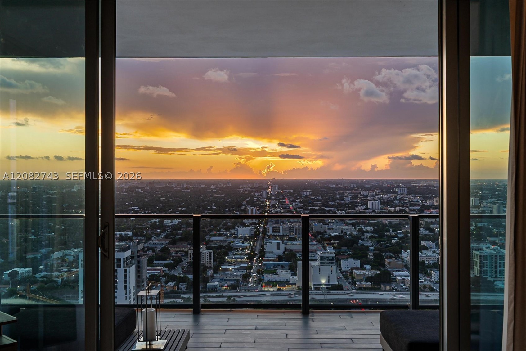 88 SW 7th St #3801, Miami FL 33130