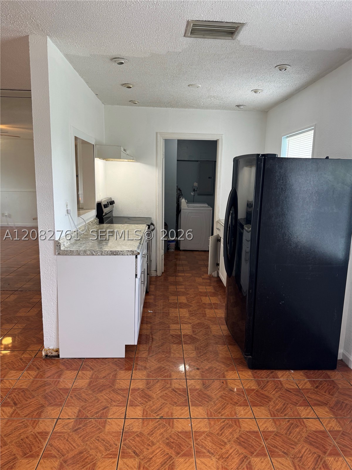 717 SW 79th Ave, North Lauderdale FL 33068
