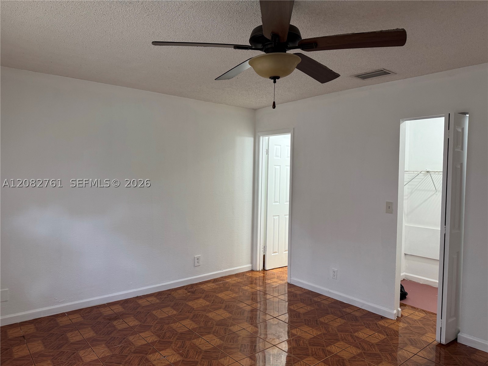 717 SW 79th Ave, North Lauderdale FL 33068