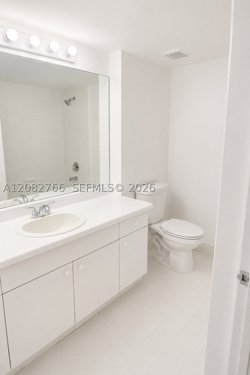 2600 S University Dr #110, Davie FL 33328