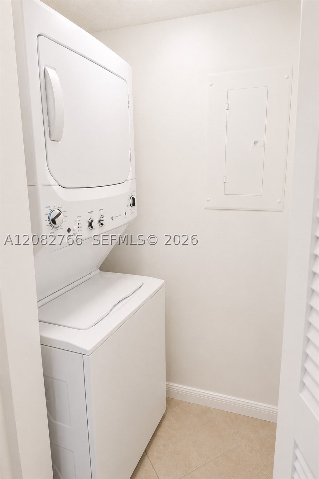 2600 S University Dr #110, Davie FL 33328