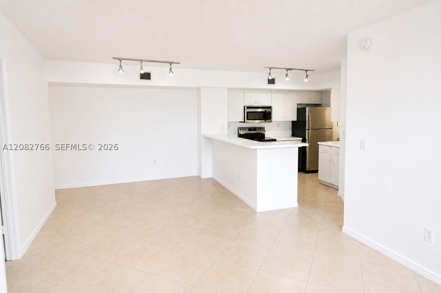 2600 S University Dr #110, Davie FL 33328
