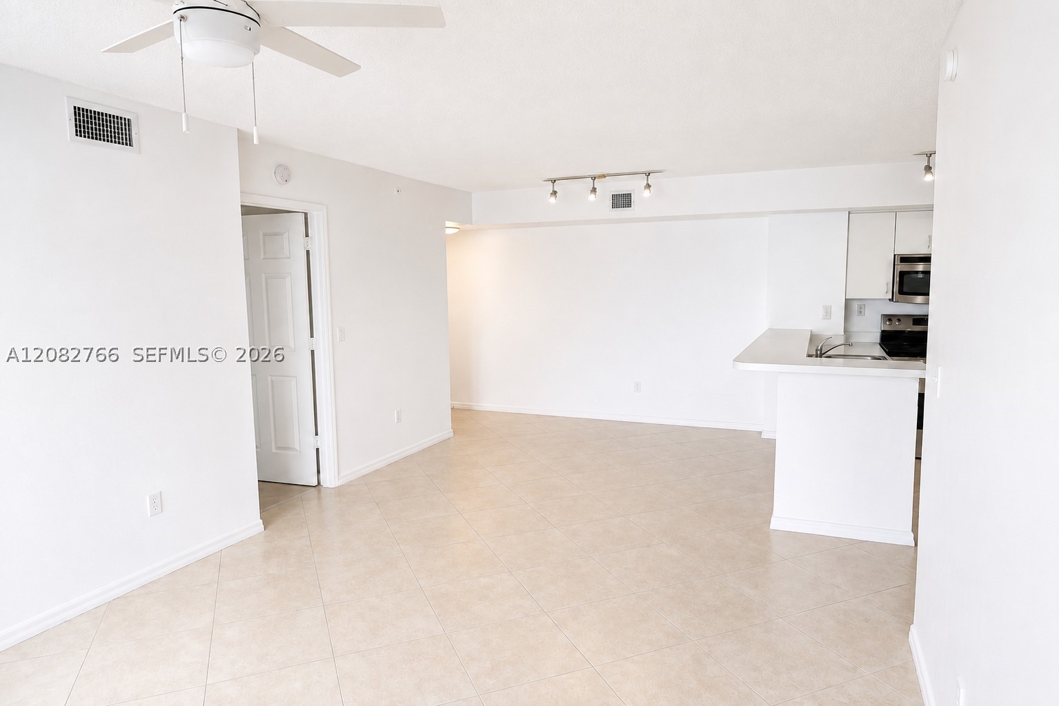 2600 S University Dr #110, Davie FL 33328