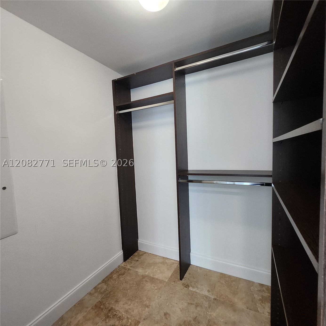 951 Brickell Ave #2510, Miami FL 33131