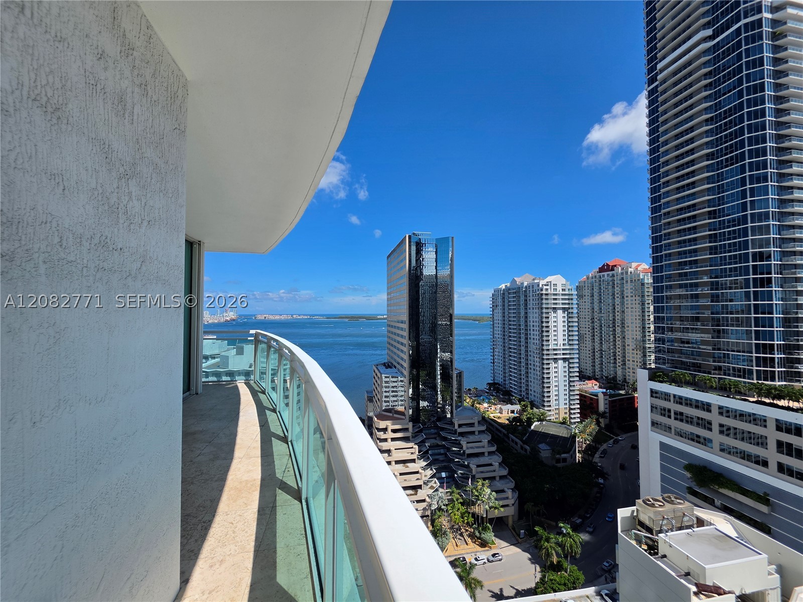 951 Brickell Ave #2510, Miami FL 33131