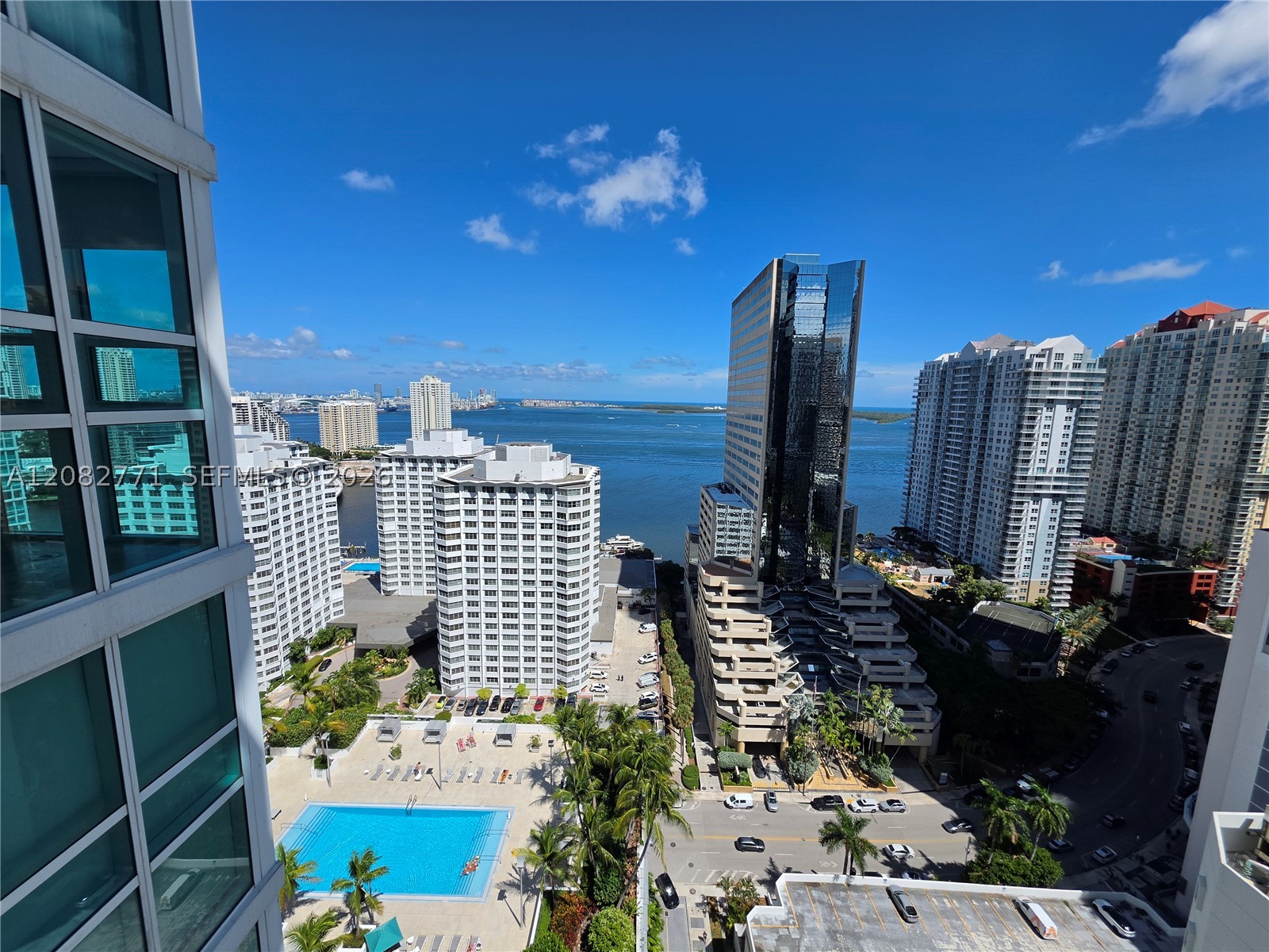 951 Brickell Ave #2510, Miami FL 33131
