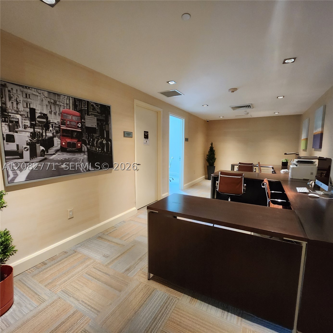 951 Brickell Ave #2510, Miami FL 33131