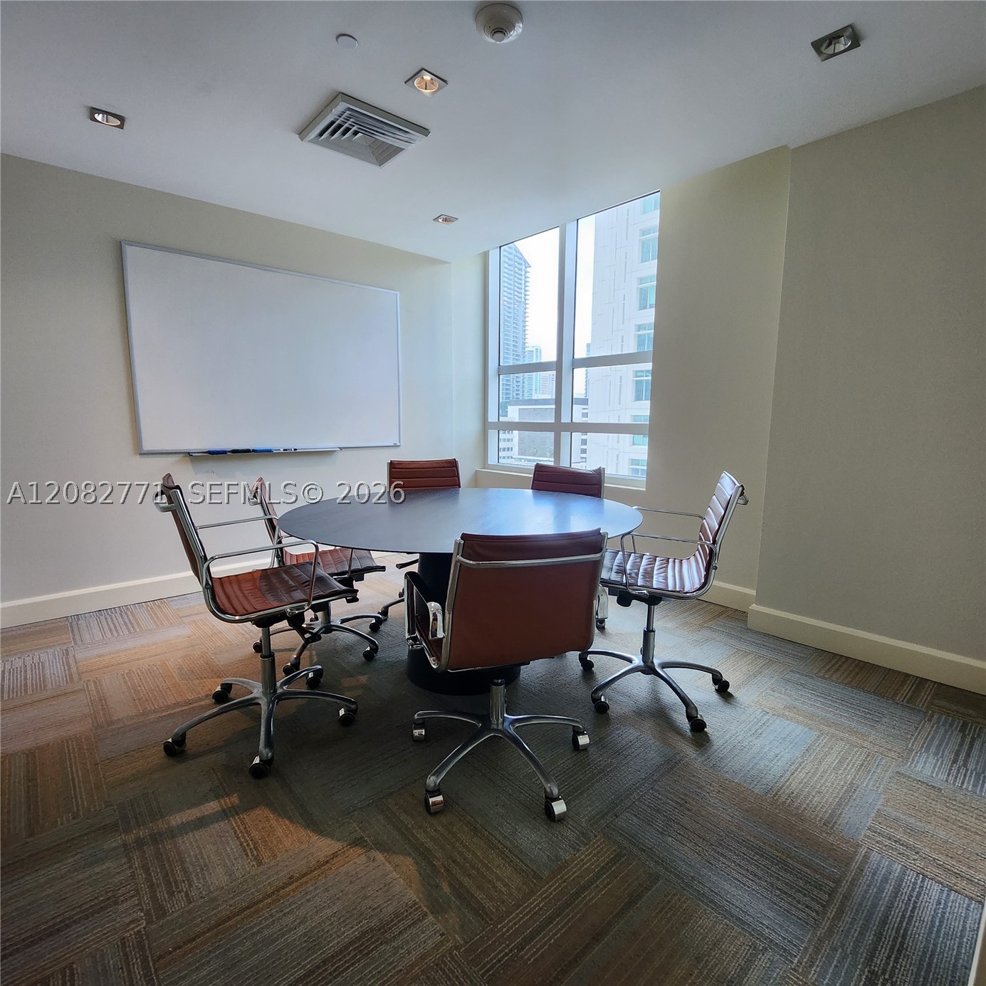 951 Brickell Ave #2510, Miami FL 33131