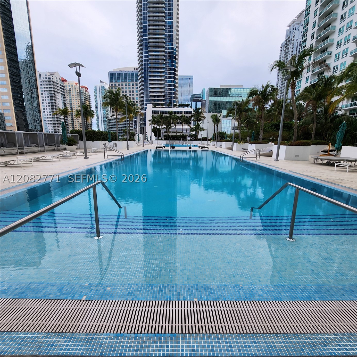 951 Brickell Ave #2510, Miami FL 33131