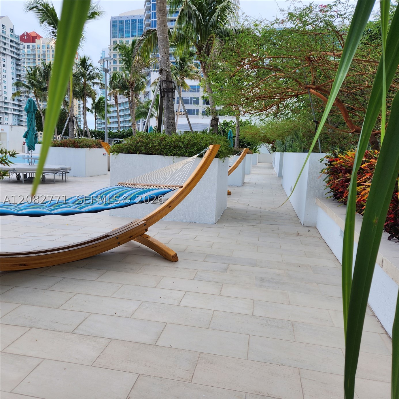 951 Brickell Ave #2510, Miami FL 33131