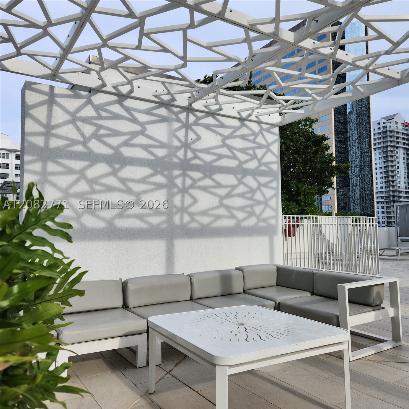 951 Brickell Ave #2510, Miami FL 33131
