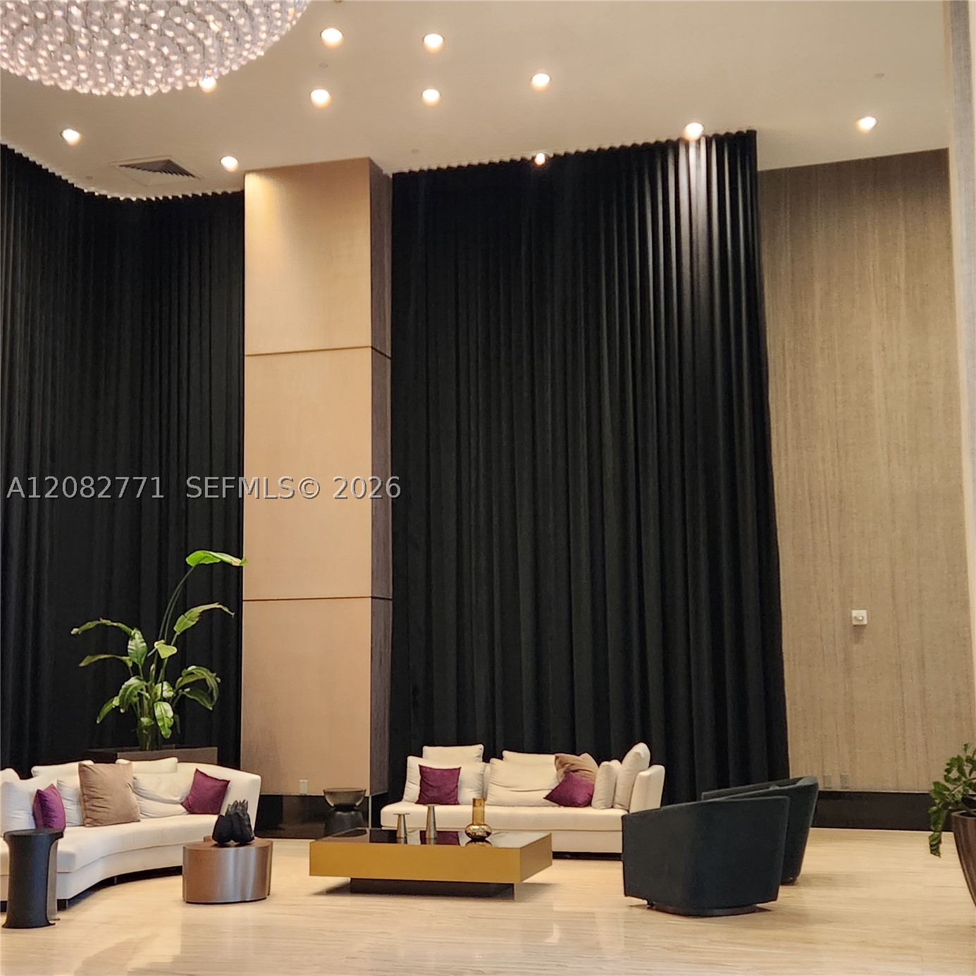 951 Brickell Ave #2510, Miami FL 33131