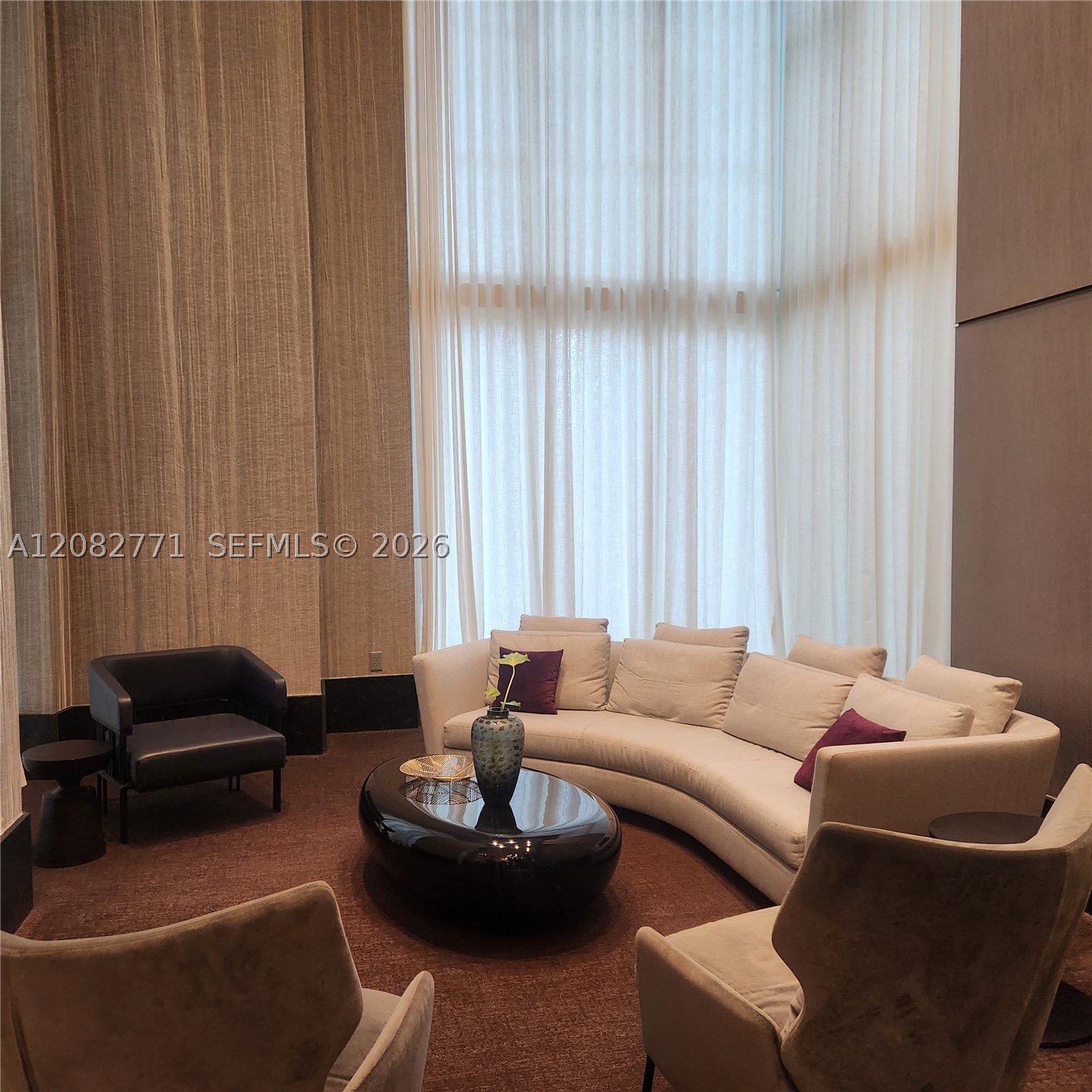 951 Brickell Ave #2510, Miami FL 33131