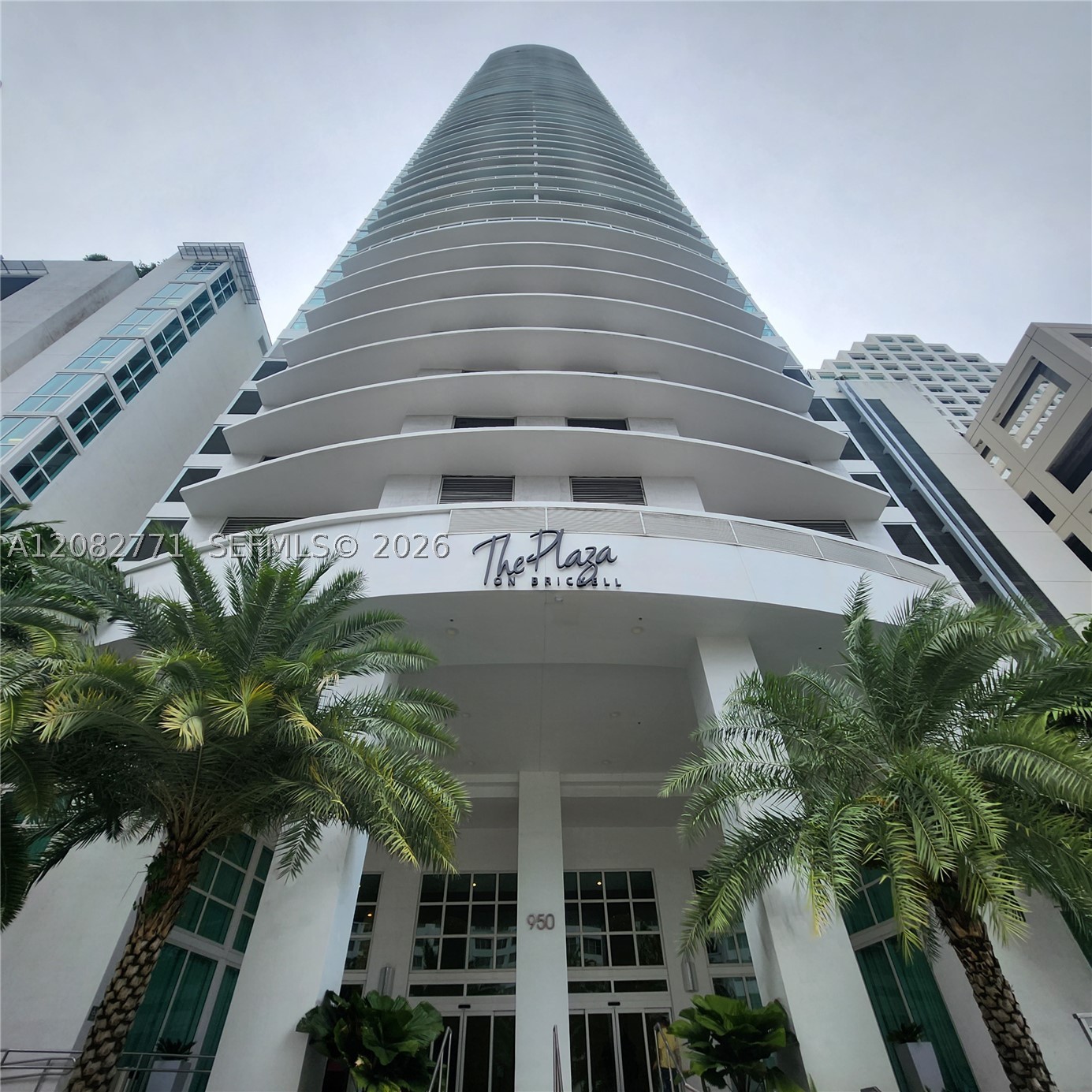 951 Brickell Ave #2510, Miami FL 33131