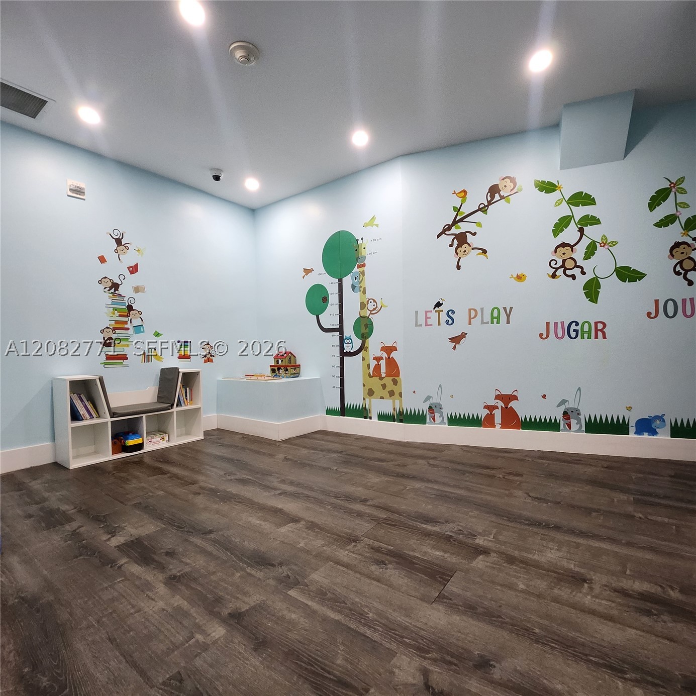 951 Brickell Ave #2510, Miami FL 33131