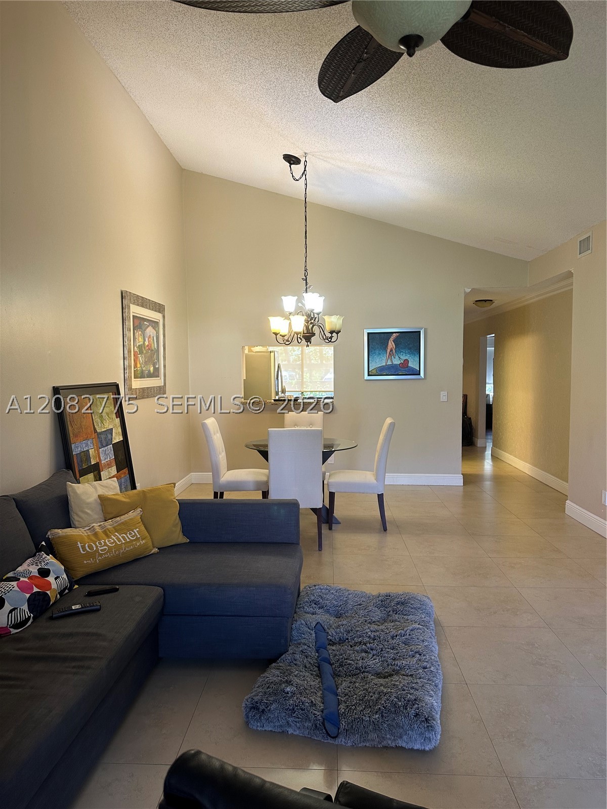445 Lakeview Dr #1, Weston FL 33326