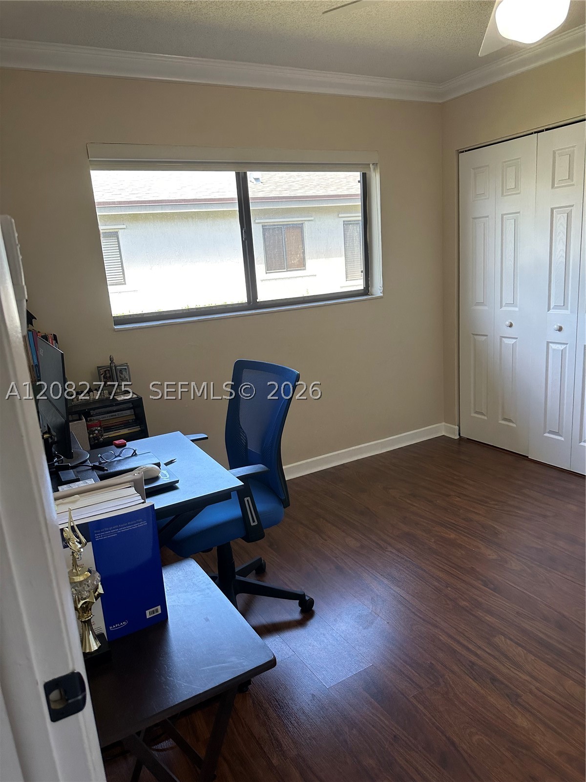 445 Lakeview Dr #1, Weston FL 33326