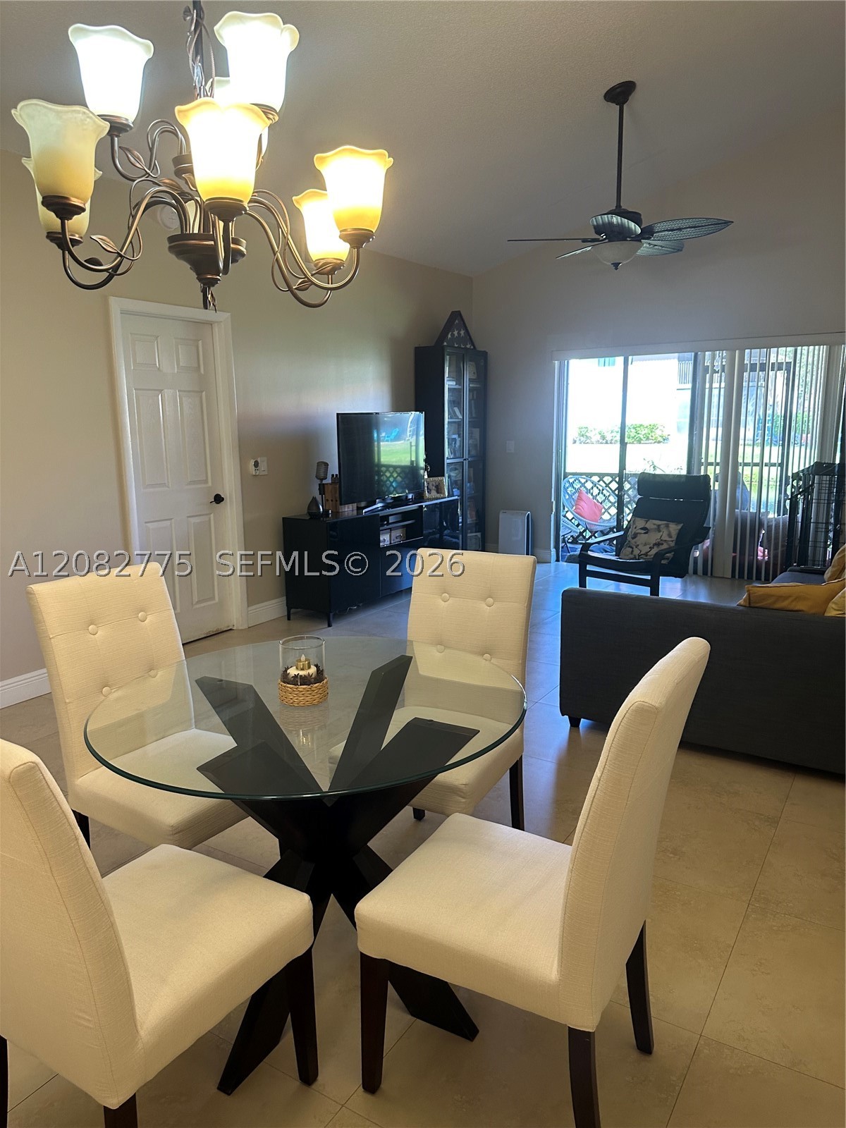 445 Lakeview Dr #1, Weston FL 33326