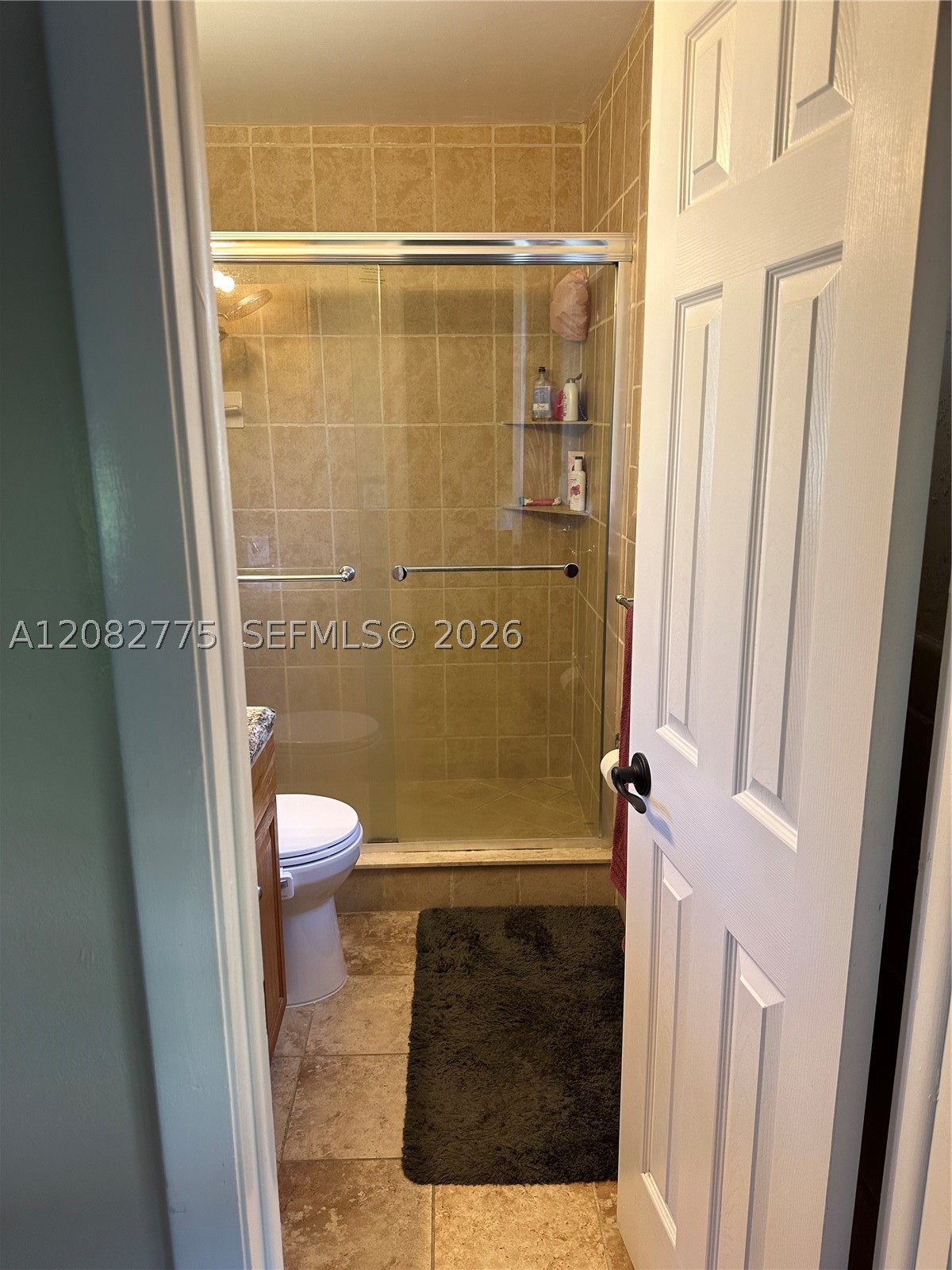 445 Lakeview Dr #1, Weston FL 33326