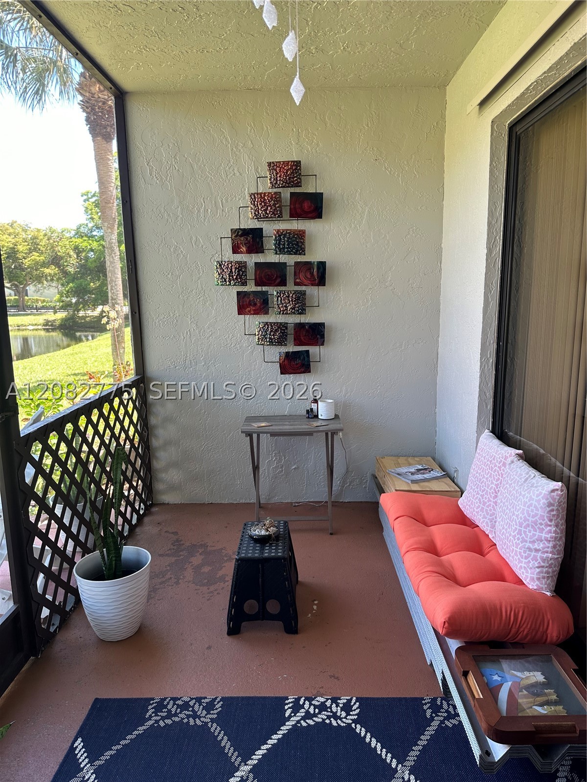 445 Lakeview Dr #1, Weston FL 33326