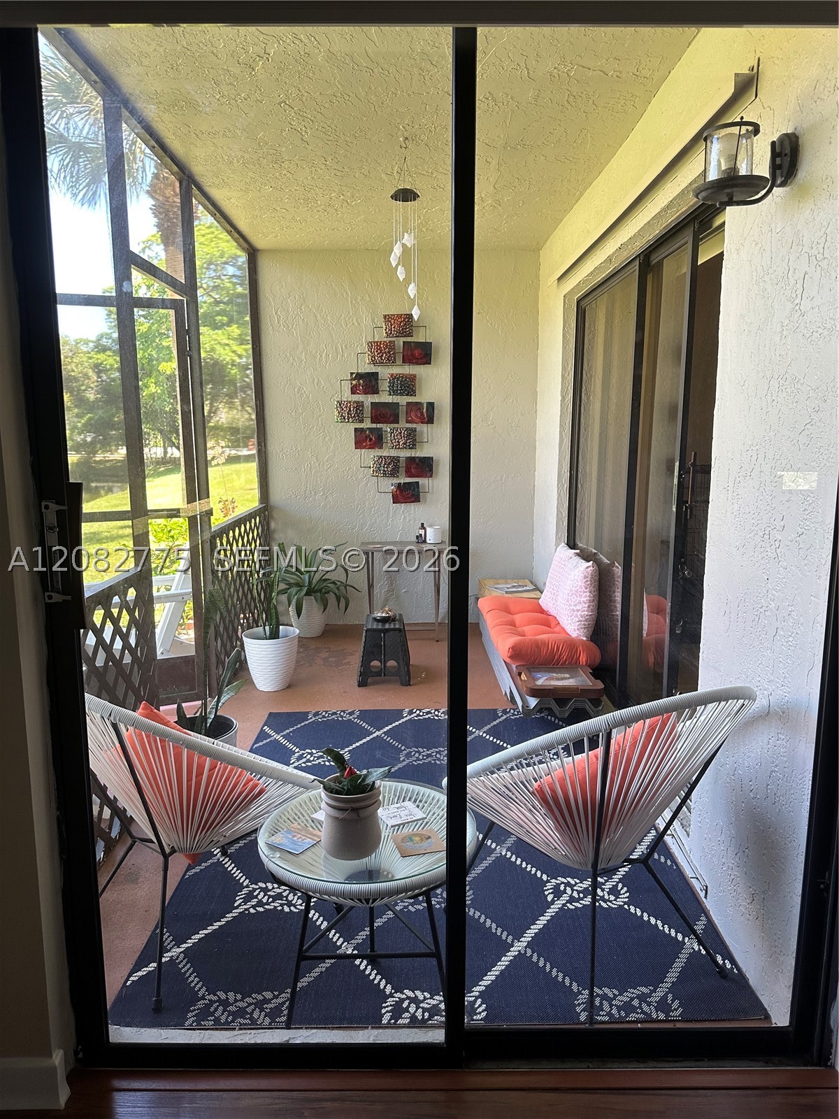 445 Lakeview Dr #1, Weston FL 33326