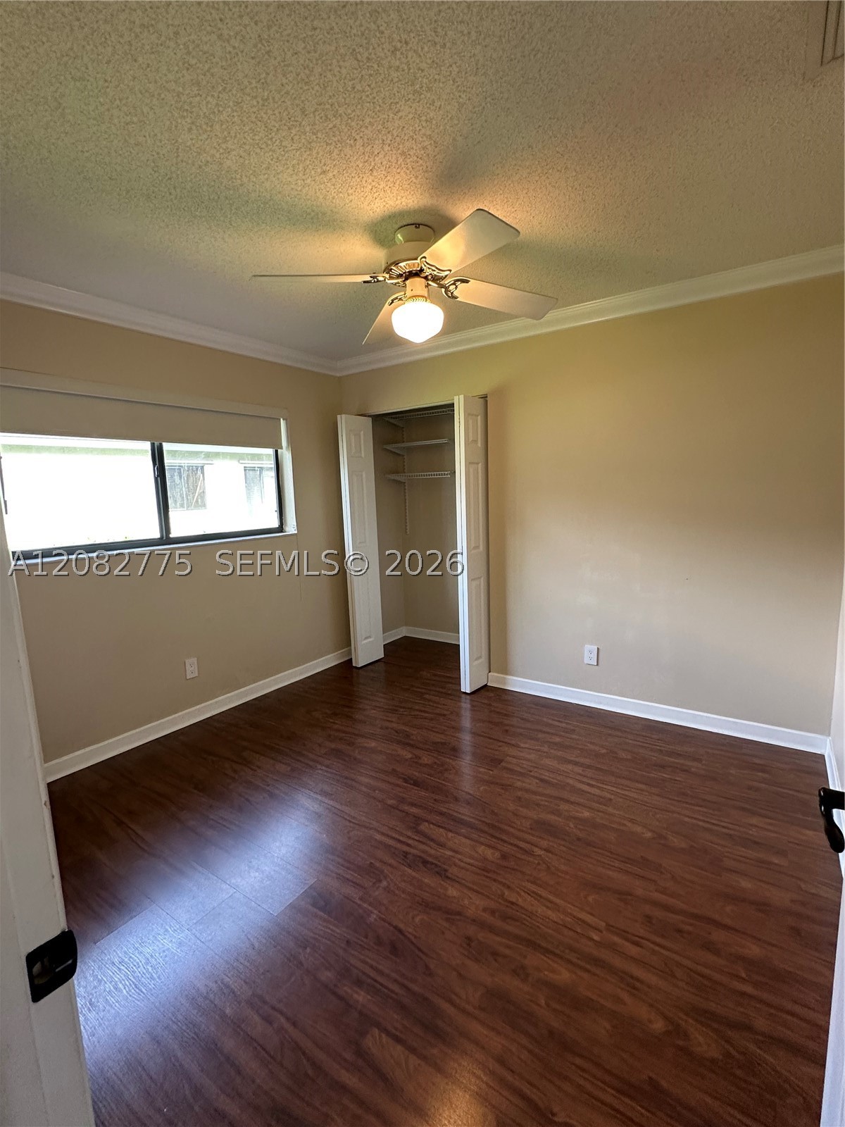 445 Lakeview Dr #1, Weston FL 33326
