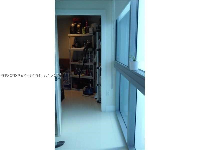 2950 NE 188th St #304, Aventura FL 33180