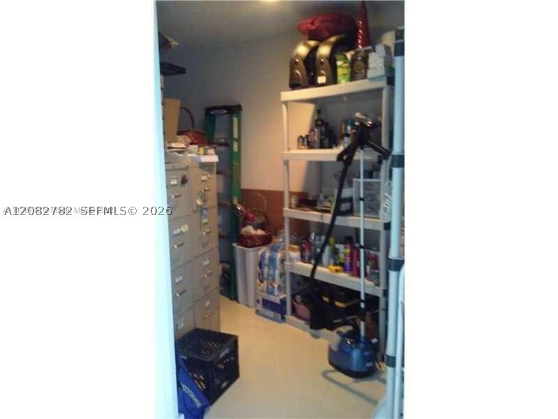 2950 NE 188th St #304, Aventura FL 33180