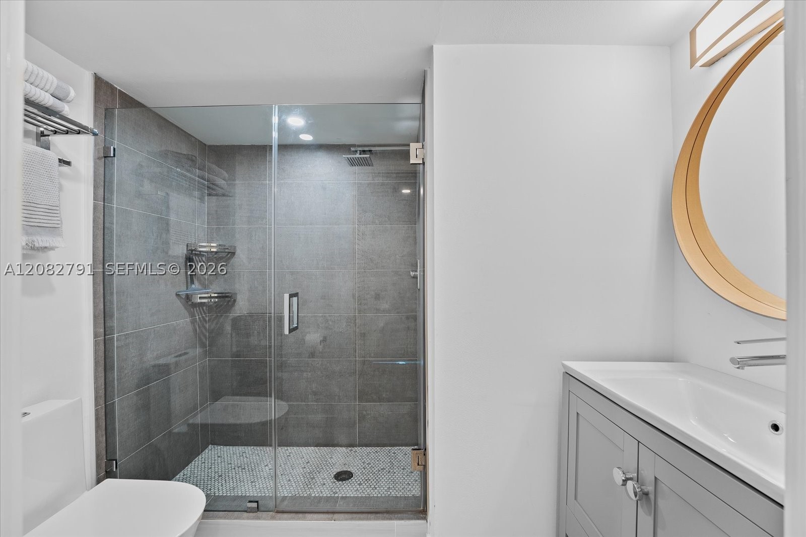 90 Alton Rd #2703, Miami Beach FL 33139