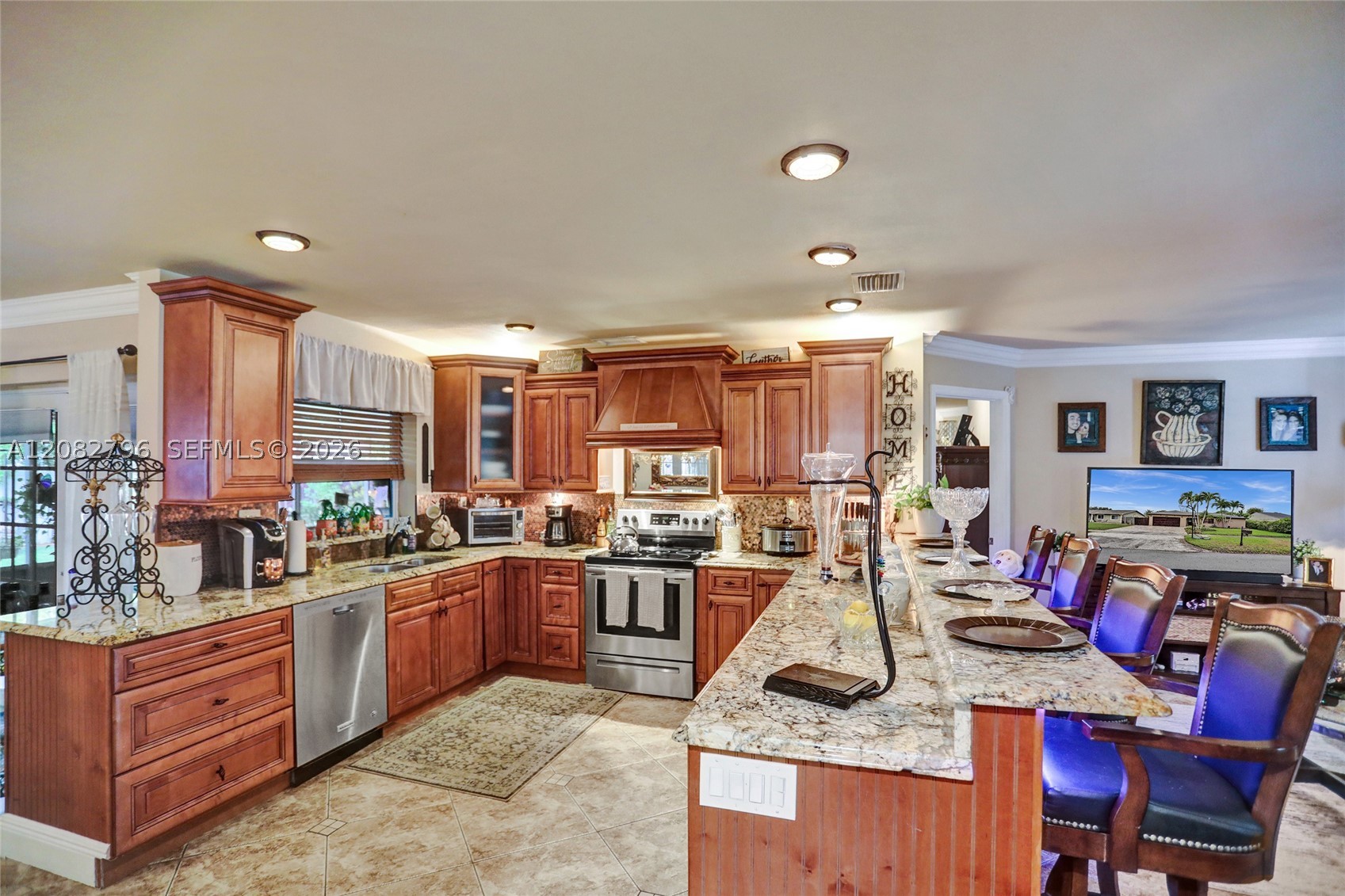 11525 SW 54th St, Cooper City FL 33330