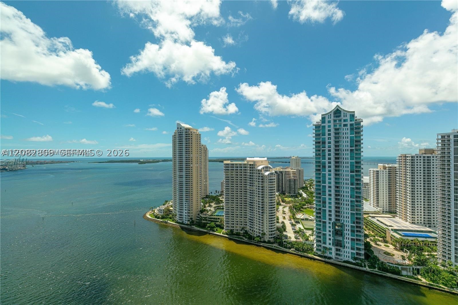 325 NE Biscayne Blvd #1923, Miami FL 33131