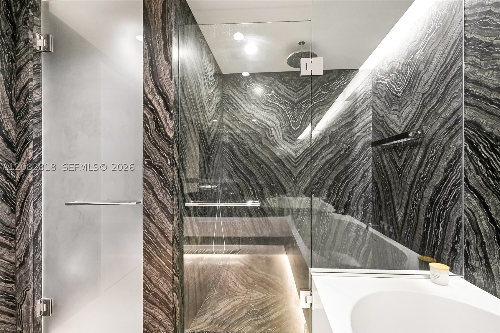 300 Collins Ave #3A, Miami Beach FL 33139