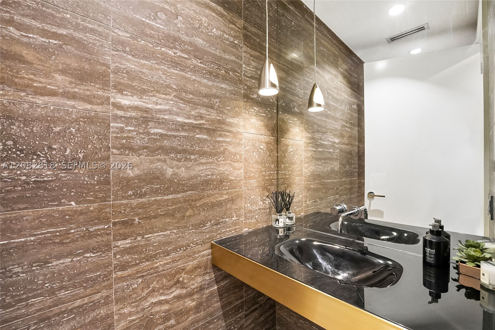 300 Collins Ave #3A, Miami Beach FL 33139
