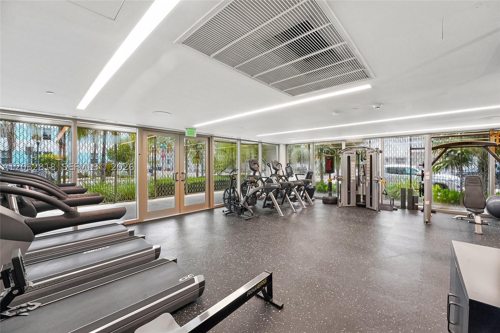 300 Collins Ave #3A, Miami Beach FL 33139