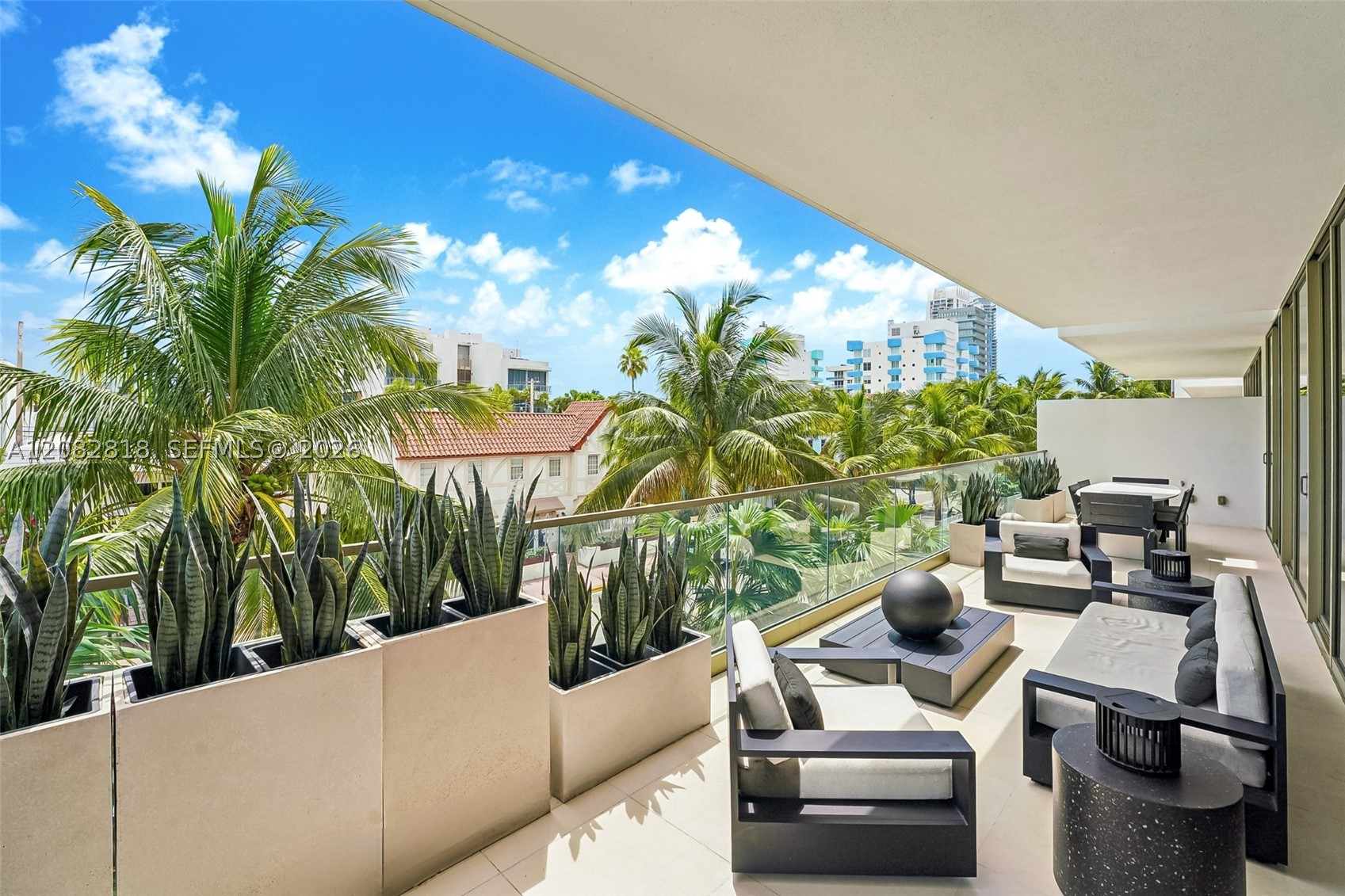 300 Collins Ave #3A, Miami Beach FL 33139