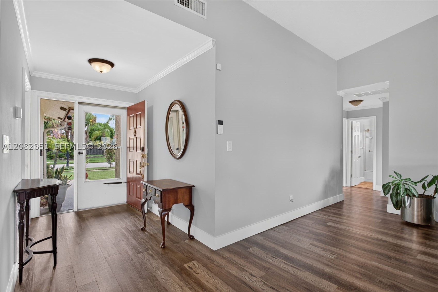 7913 NW 20th St, Margate FL 33063