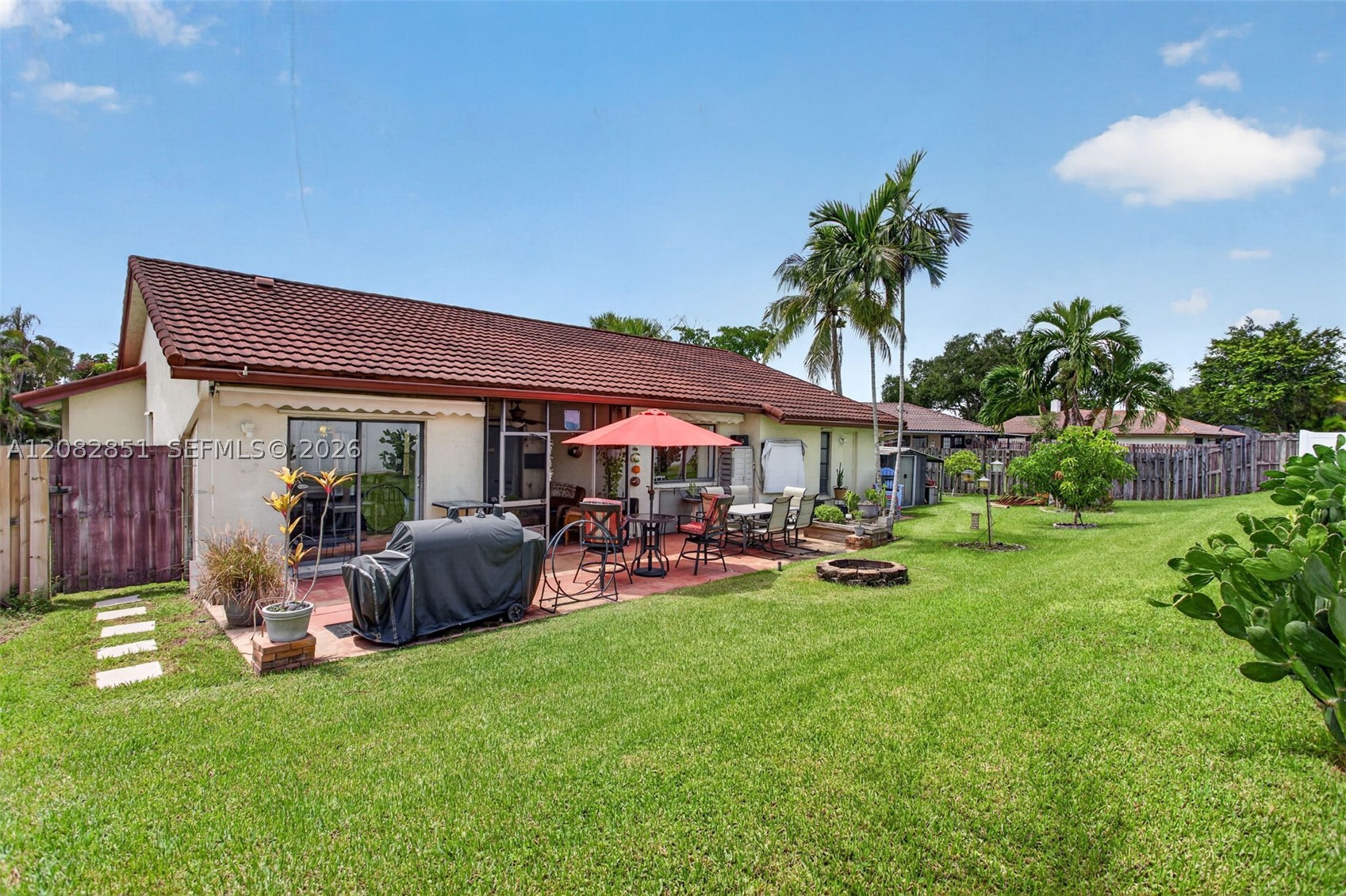 7913 NW 20th St, Margate FL 33063