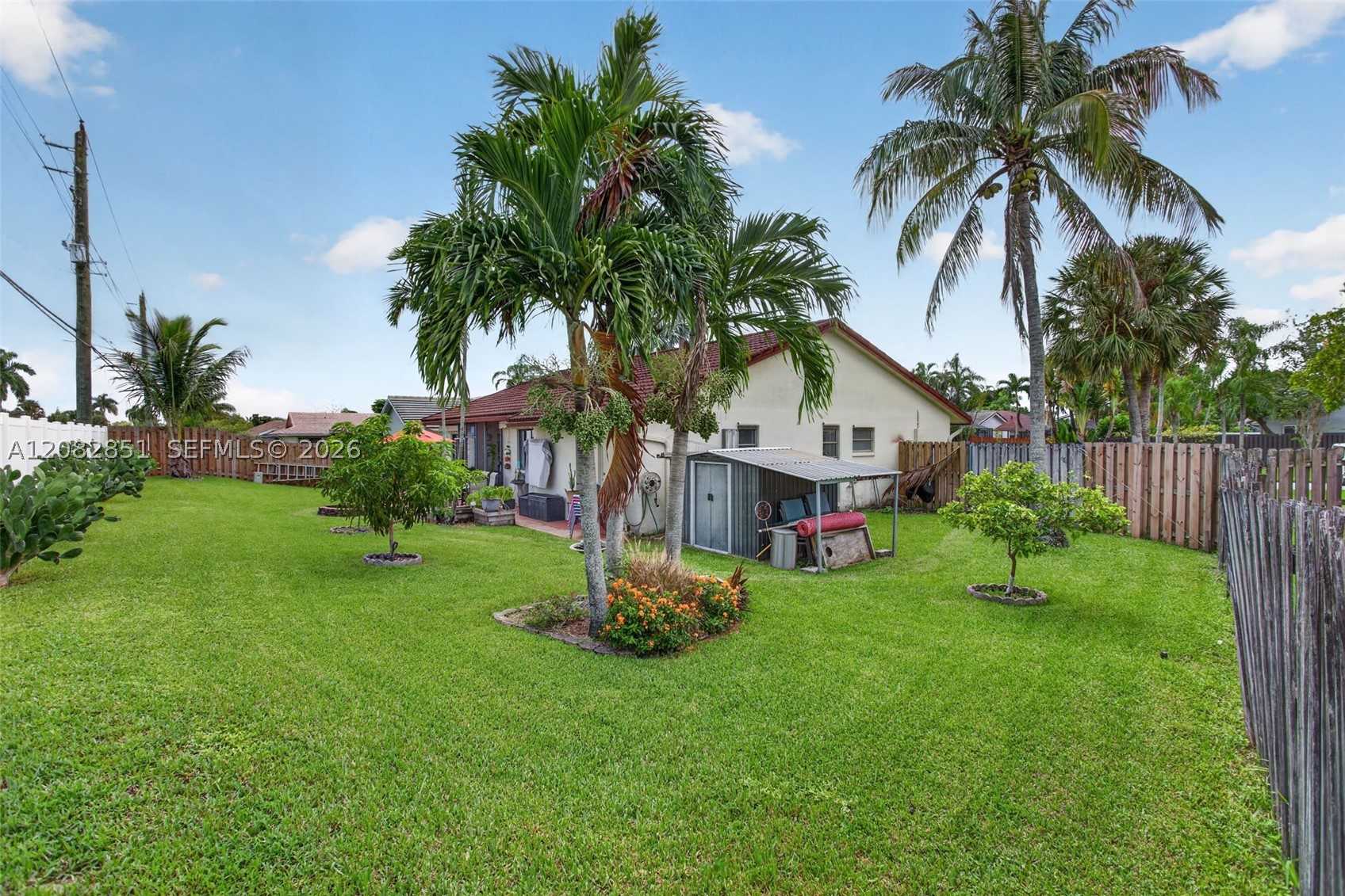 7913 NW 20th St, Margate FL 33063