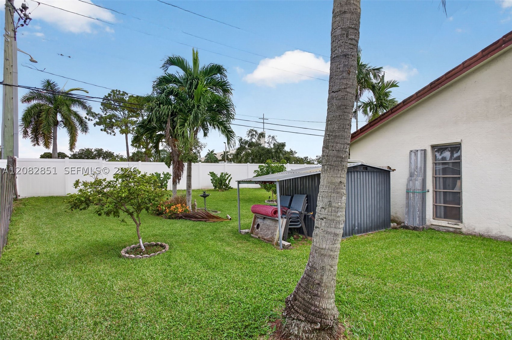 7913 NW 20th St, Margate FL 33063