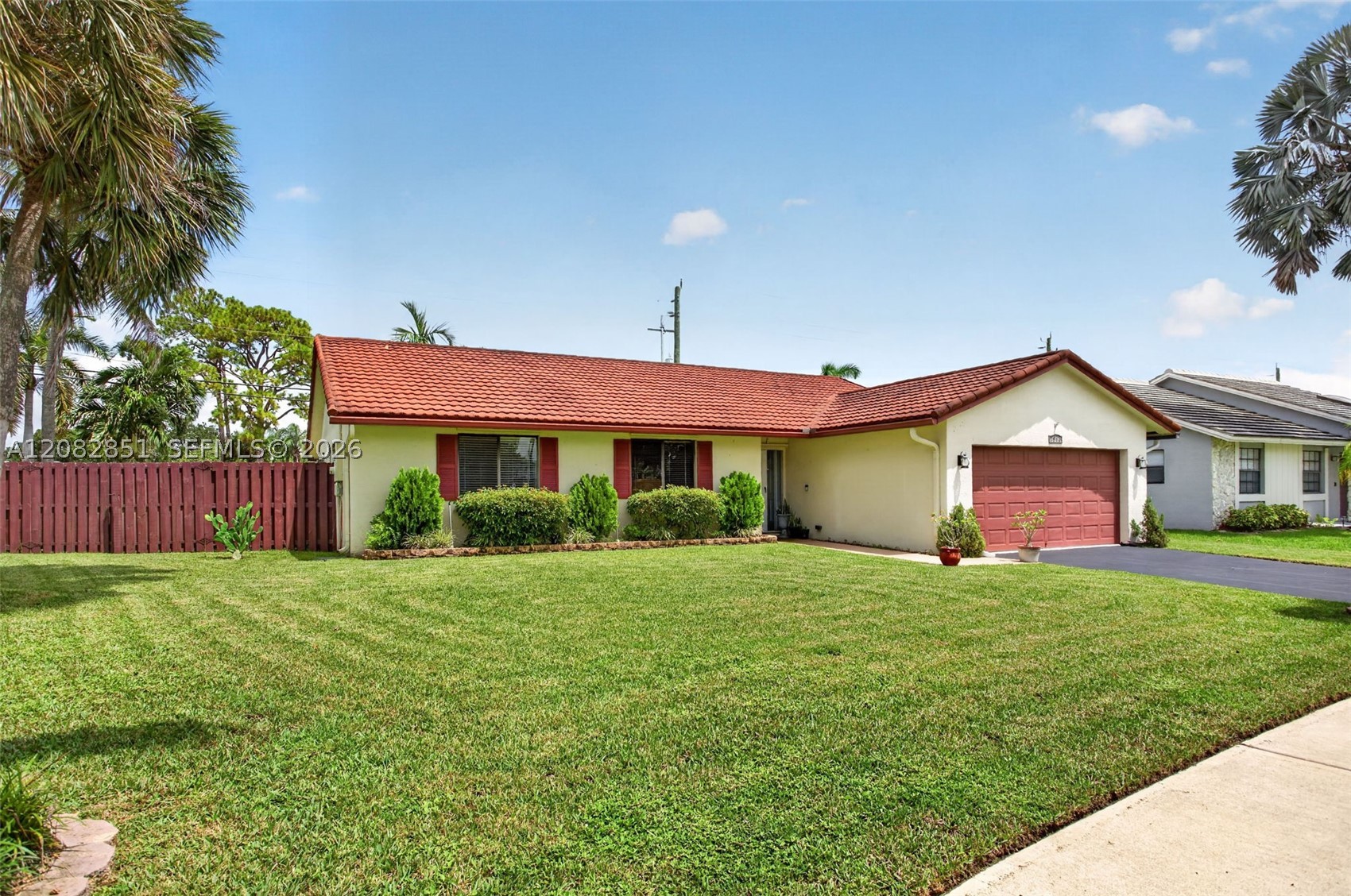 7913 NW 20th St, Margate FL 33063