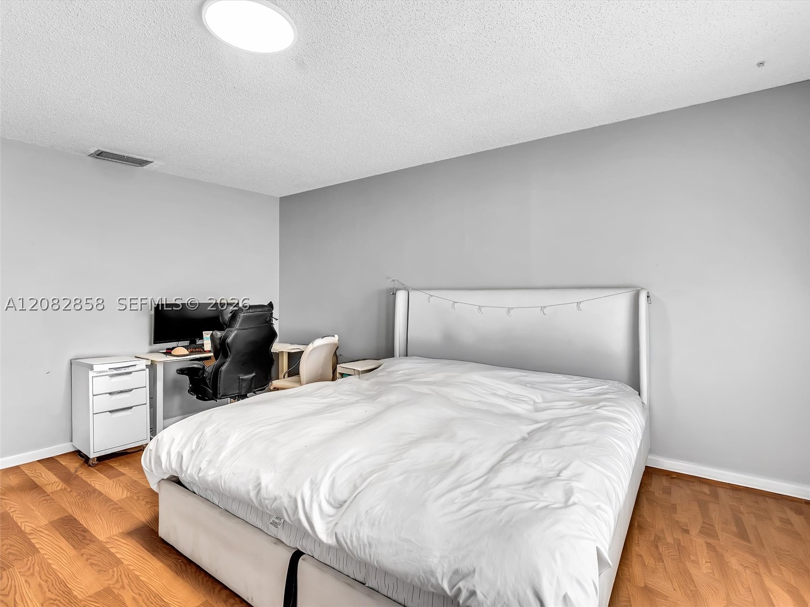 8240 NW 54th St #8240, Lauderhill FL 33351