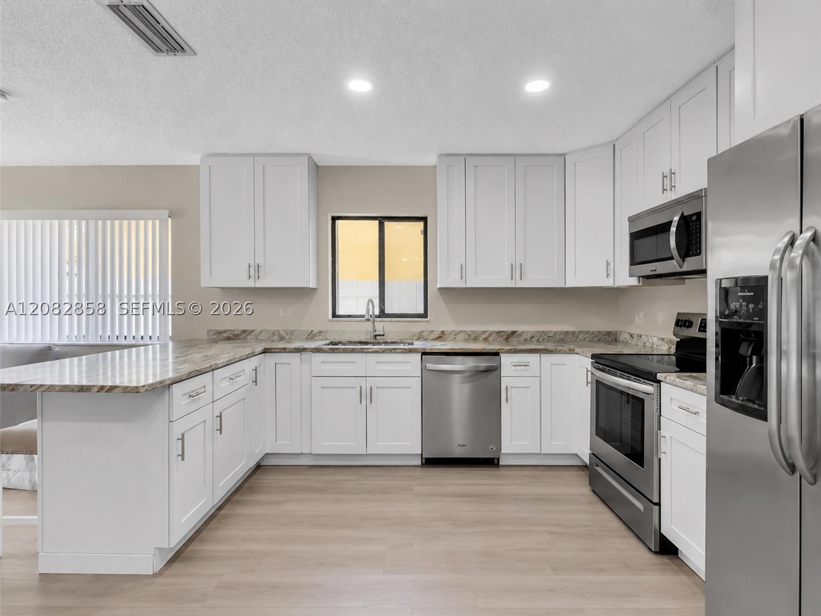 8240 NW 54th St #8240, Lauderhill FL 33351